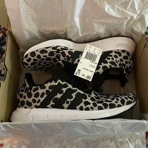 Brand new adidas swift run